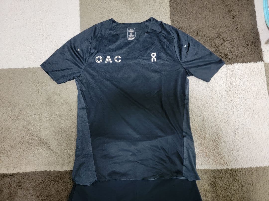 On OAC ランニングウェア上下セット