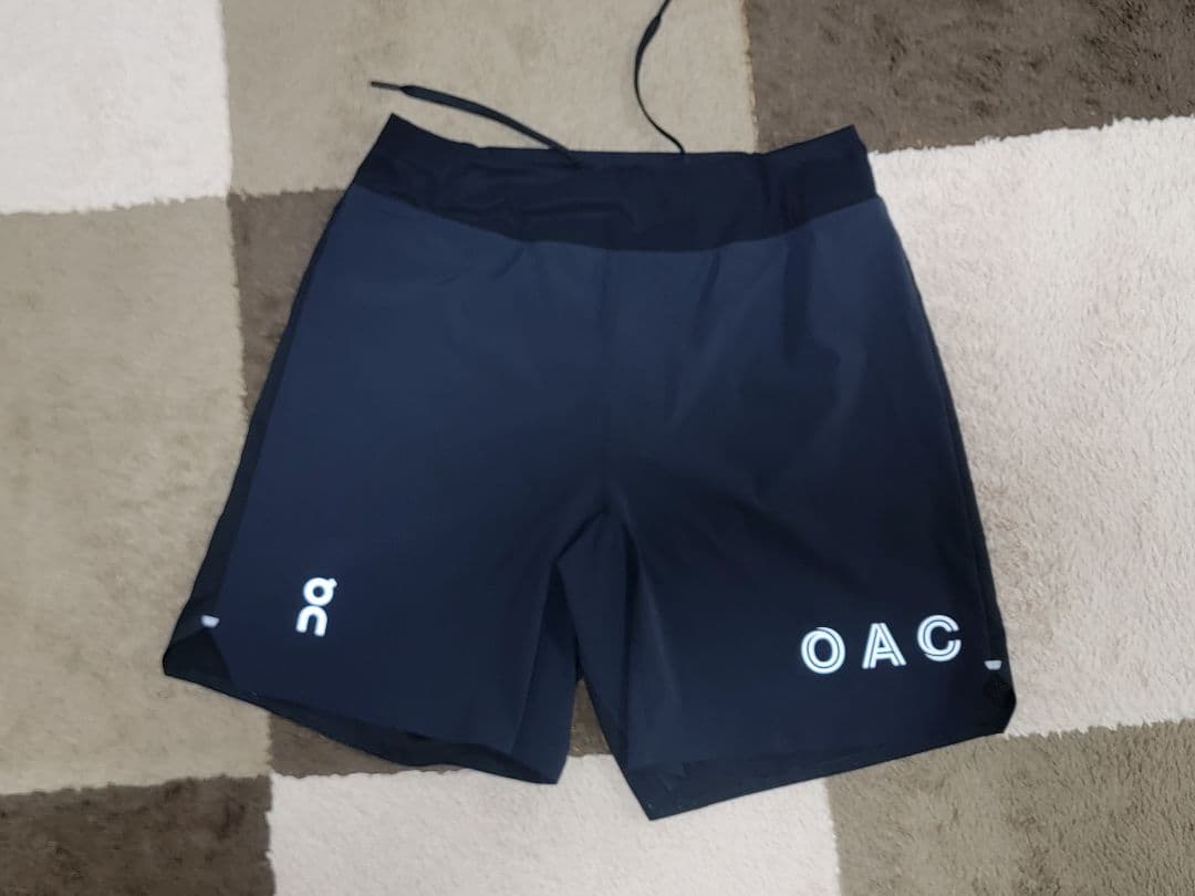 On OAC ランニングウェア上下セット