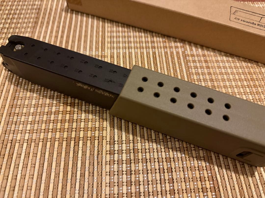 KSC/KWA KRISS Vector GBBロングマガジンTAN②
