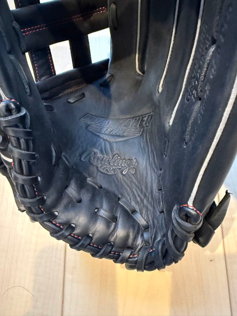 Rawlings グローブ⭐️美品⭐️ローリングス　軟式　黒 赤　野球　外野手用