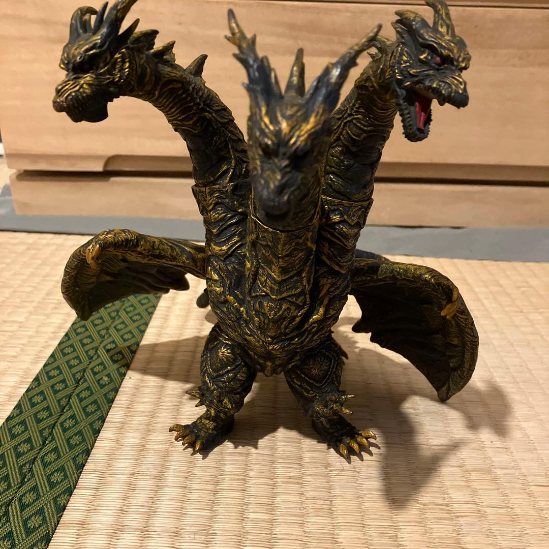 カイザーギドラ　ソフビ　バンダイ