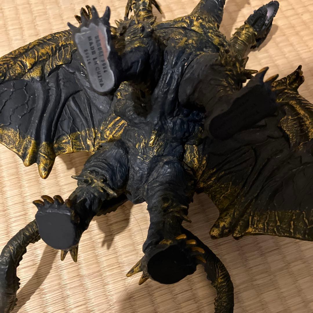カイザーギドラ　ソフビ　バンダイ