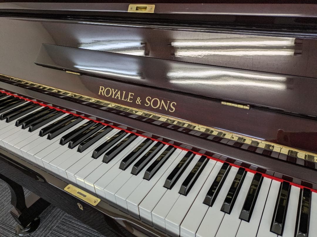 E & SONS アップライトピアノ RS-21 (弱音器付)