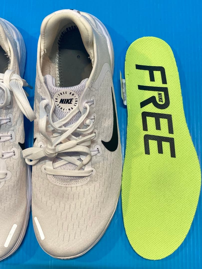 【超美品】ナイキ メンズ スニーカー Nike Free RN 26.5cm