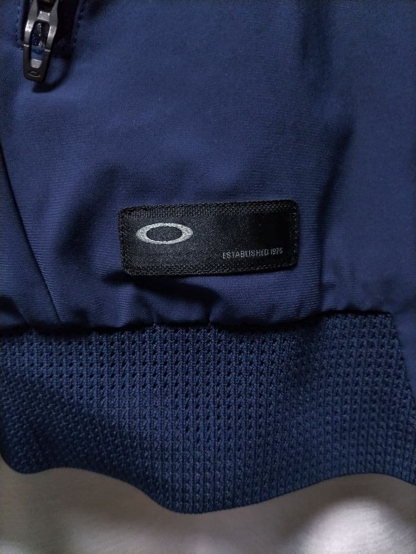 美品　オークリー ジップアップジャケット　ノーカラー　冷感　ネイビー