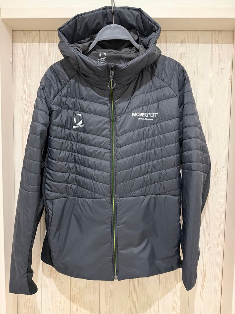 ダ*ル様 デサントTHERMOハイブリットフーディ&パンツ上下MOVESPORT