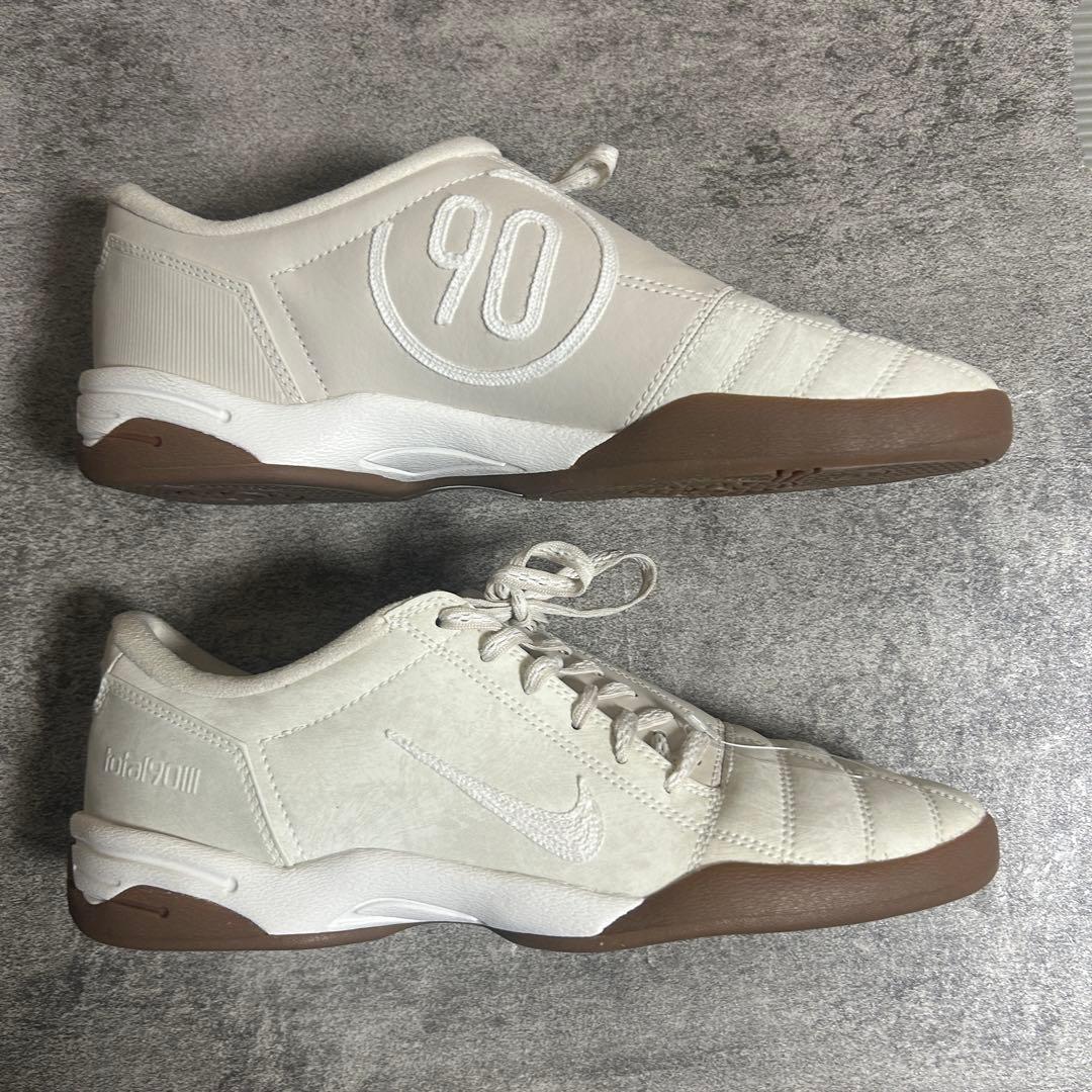 未使用⭐︎NIKE ナイキ トータル90 ホワイト×ベージュ 27センチ