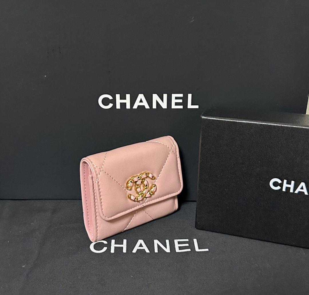 CHANEL ラムスキンレザーコンパクトウォレット財布ピンク 新品