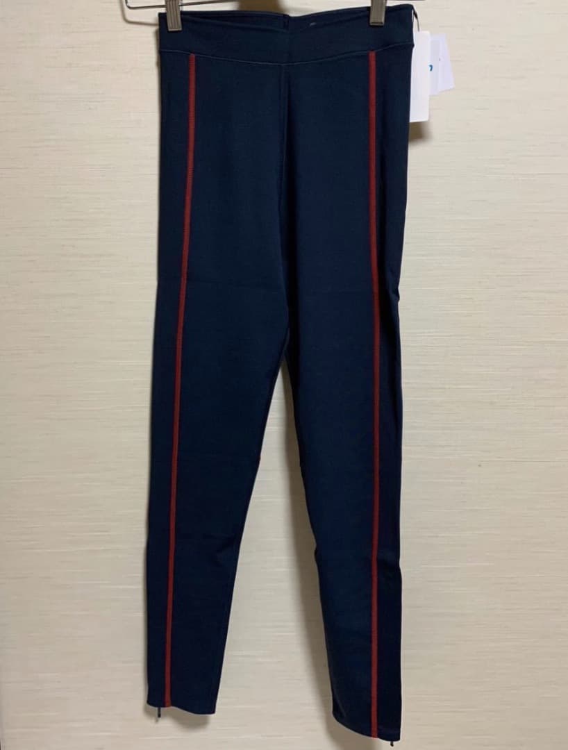 ユニクロ JWアンダーソン エアリズム ハーフジップT レギンス セット M