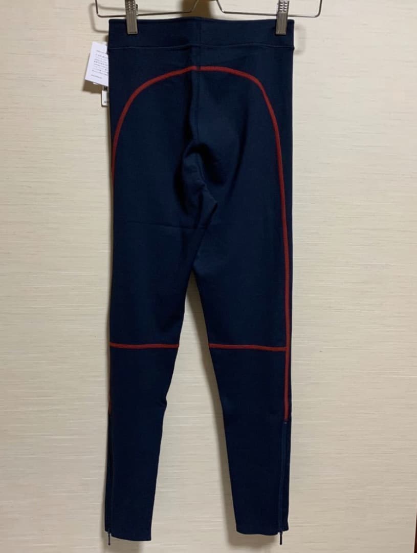 ユニクロ JWアンダーソン エアリズム ハーフジップT レギンス セット M