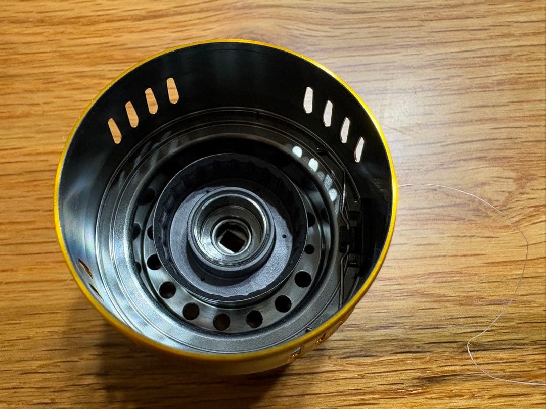 リール Daiwa AIRITY PC LT2500-H
