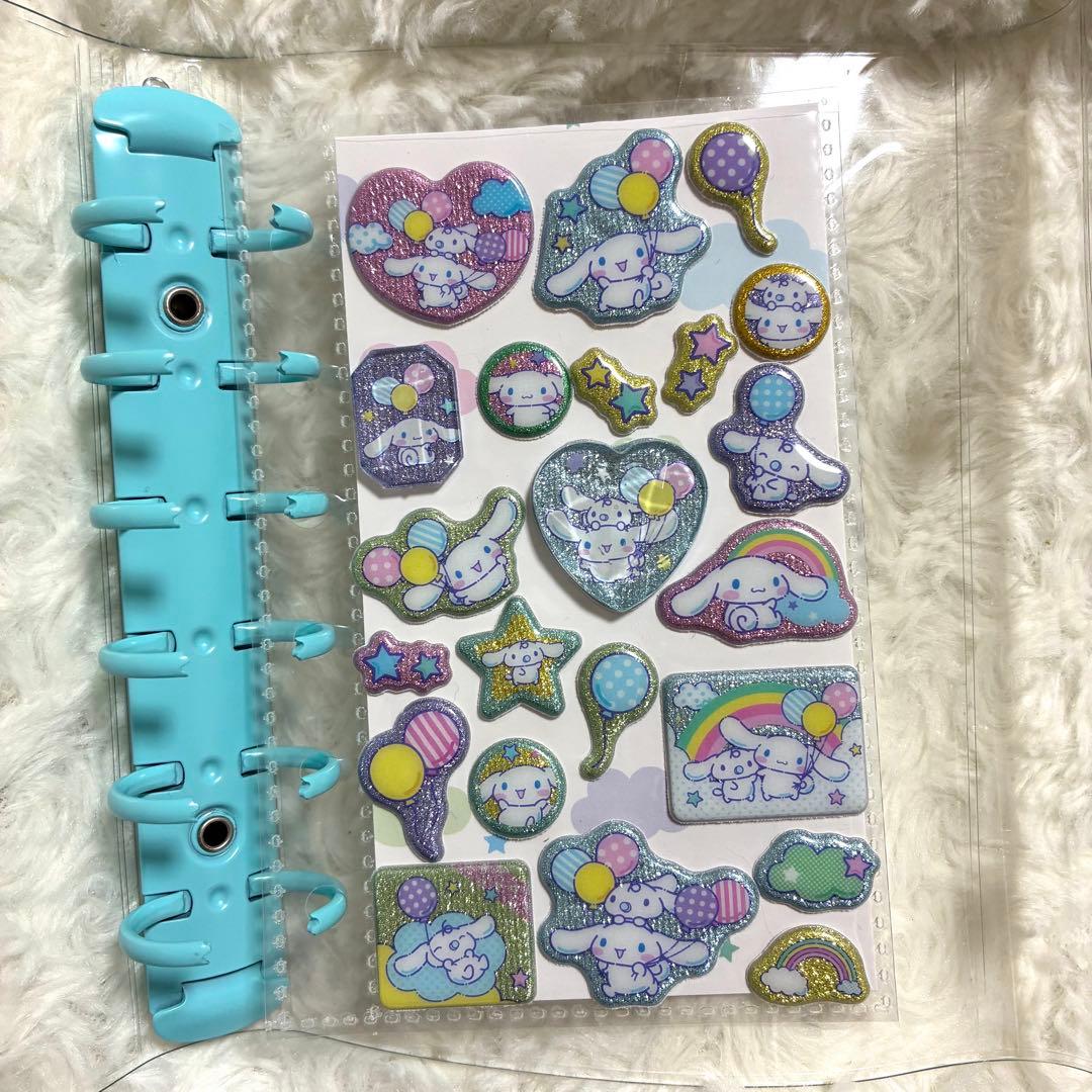 正規品　シール帳　完成品　サンリオ　シナモン　ボンボンドロップ　うるちゅるシール