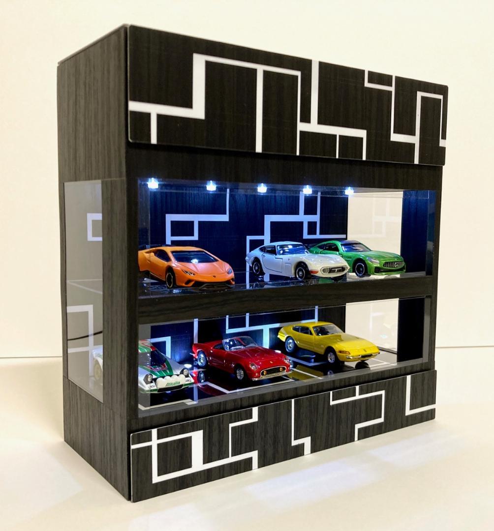 1/64展示10台可能・幾何学底目地・2層式ディスプレーBOX / ネオジオラマ