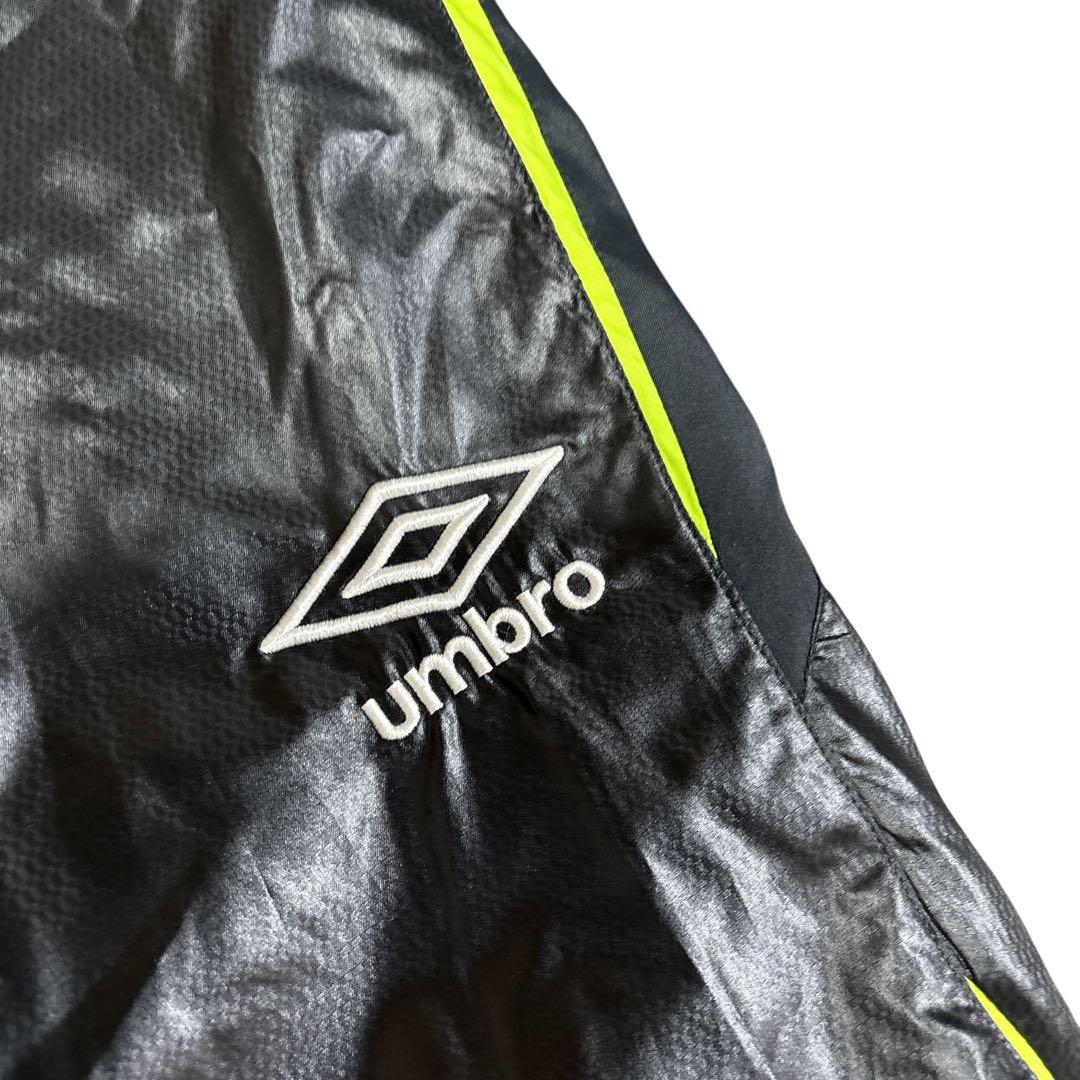 umbro PRO TRAINING ピステパンツ 黒　中綿入XLアンブロメンズ