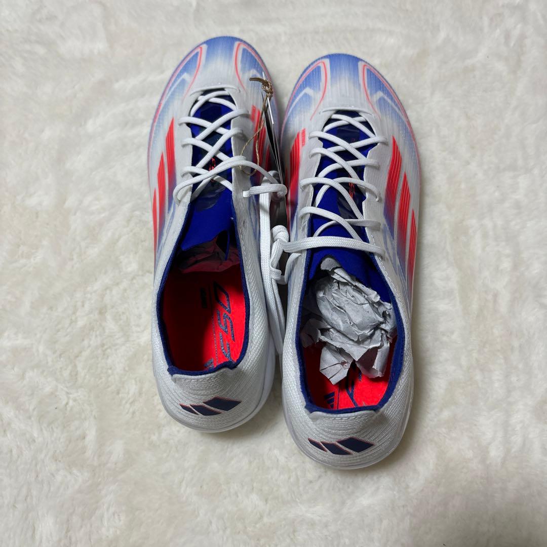 本日限定定価税込28600円！アディダス　F50 エリート　AG 28.0センチ