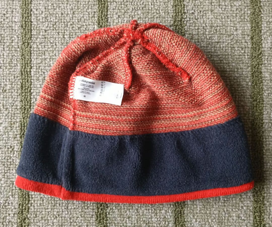 フランス製 patagonia 総柄 ボンボン ビーニー オレンジ 刺繍ロゴ
