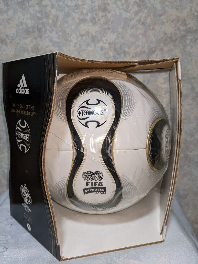 【箱付き未使用】2006年 FIFAワールドカップドイツチームガイスト５号