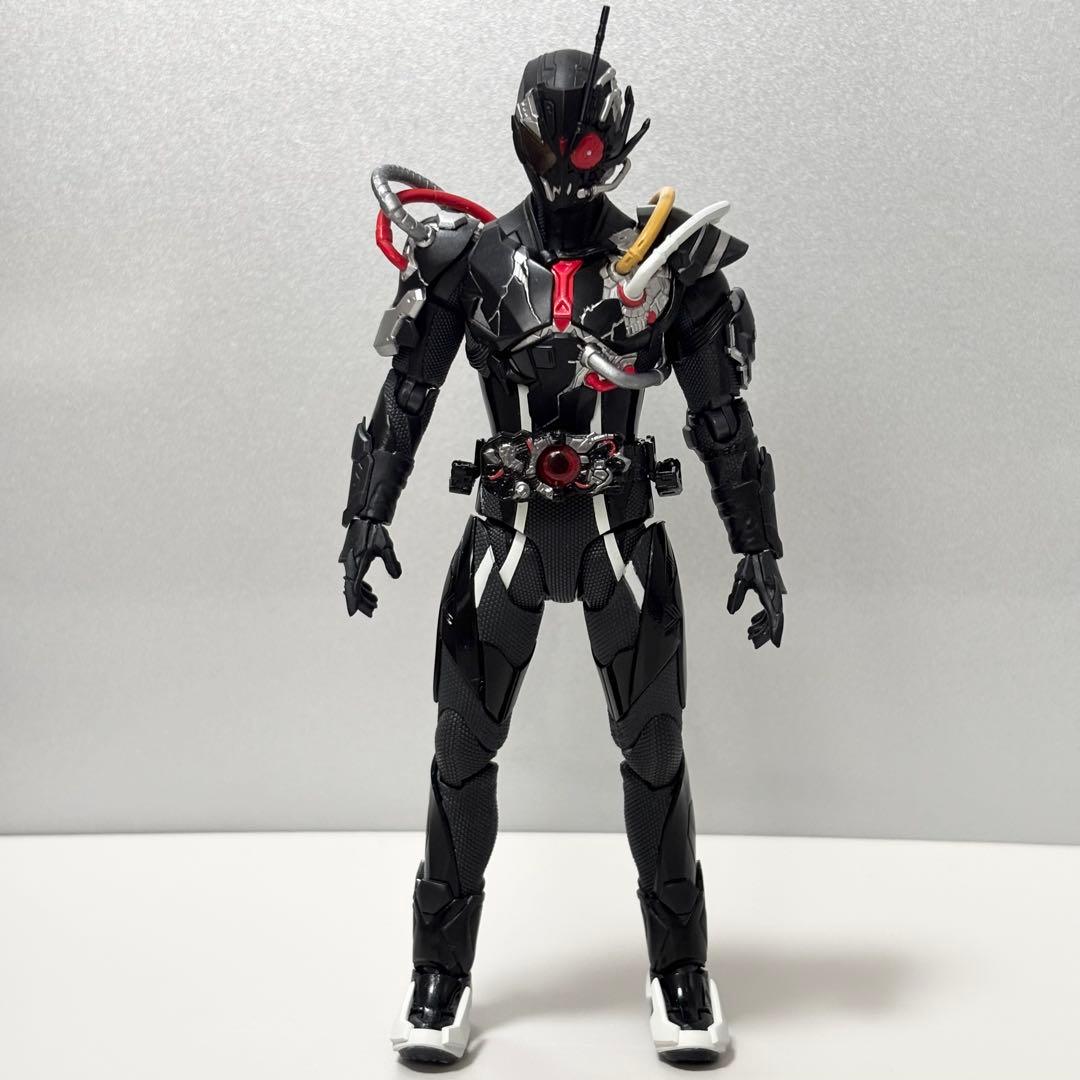 【匿名配送】S.H.Figuarts 仮面ライダーアークゼロ