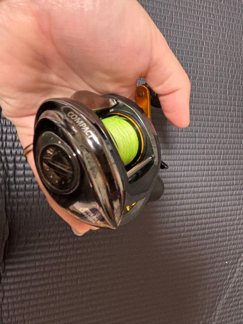 Abu Galucia ベイト　REVO3 BC-L 左巻き