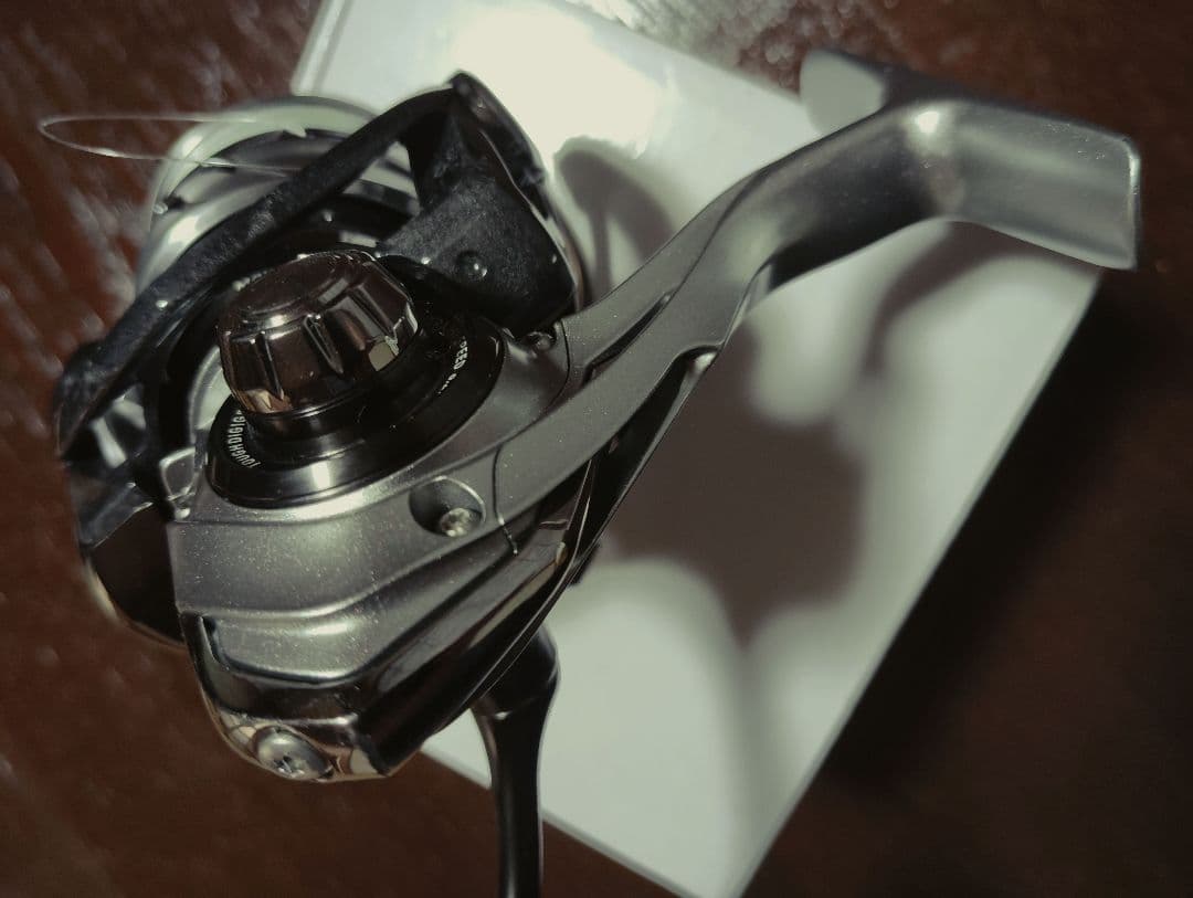 DAIWA　スピニングリール　ＣＡＬＤlＡ LT3000-ＣＸＨ