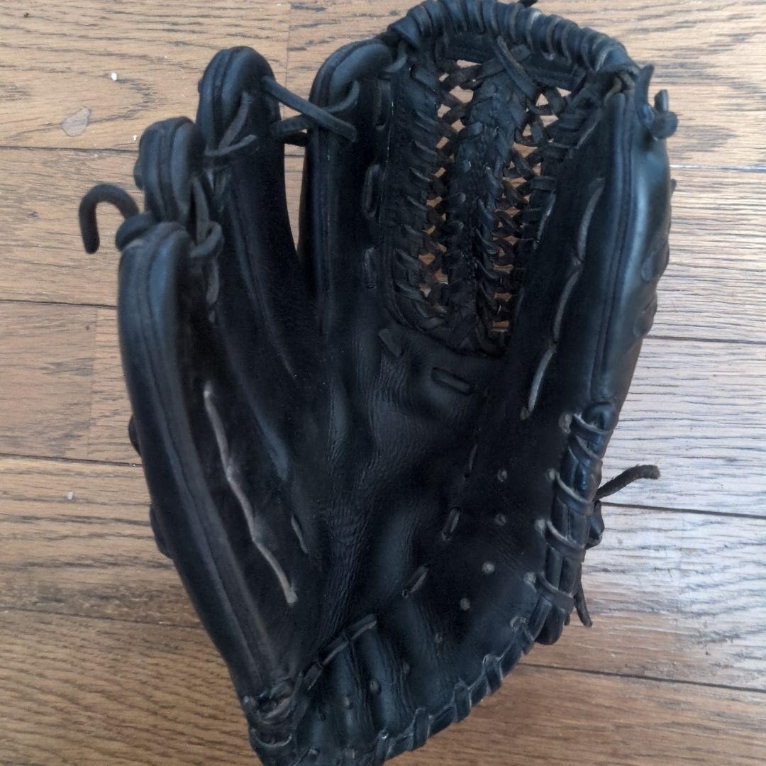 軟式グローブ 黒 レザー 編み込み