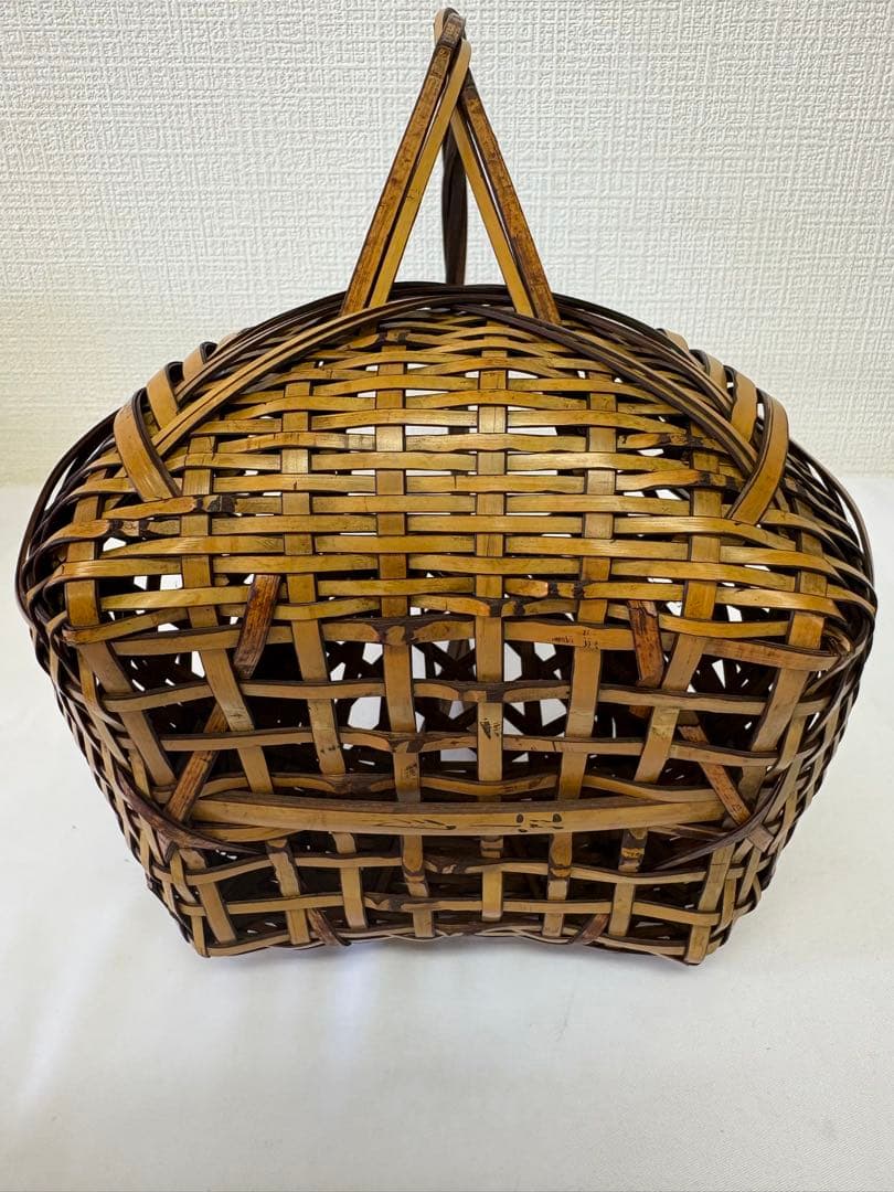 武関翠月作　 花籠