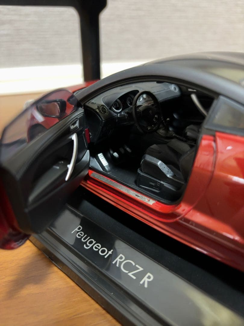 1/18 RCZ-R 2014 赤　ダイキャスト