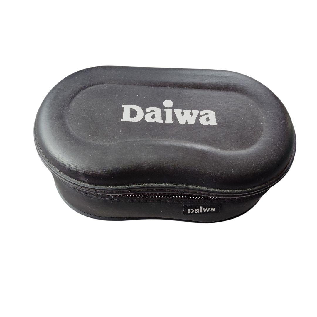 [ダイワDaiwaトーナメントサーフZ45T替えスプール2個セットケース付き]