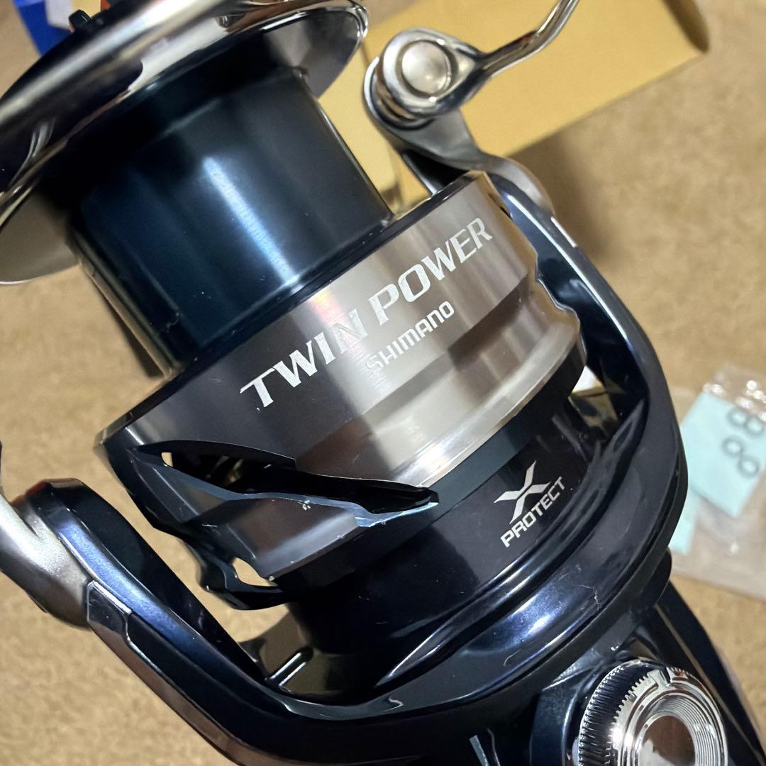 シマノ　21　ツインパワー SW6000HG スピニングリール