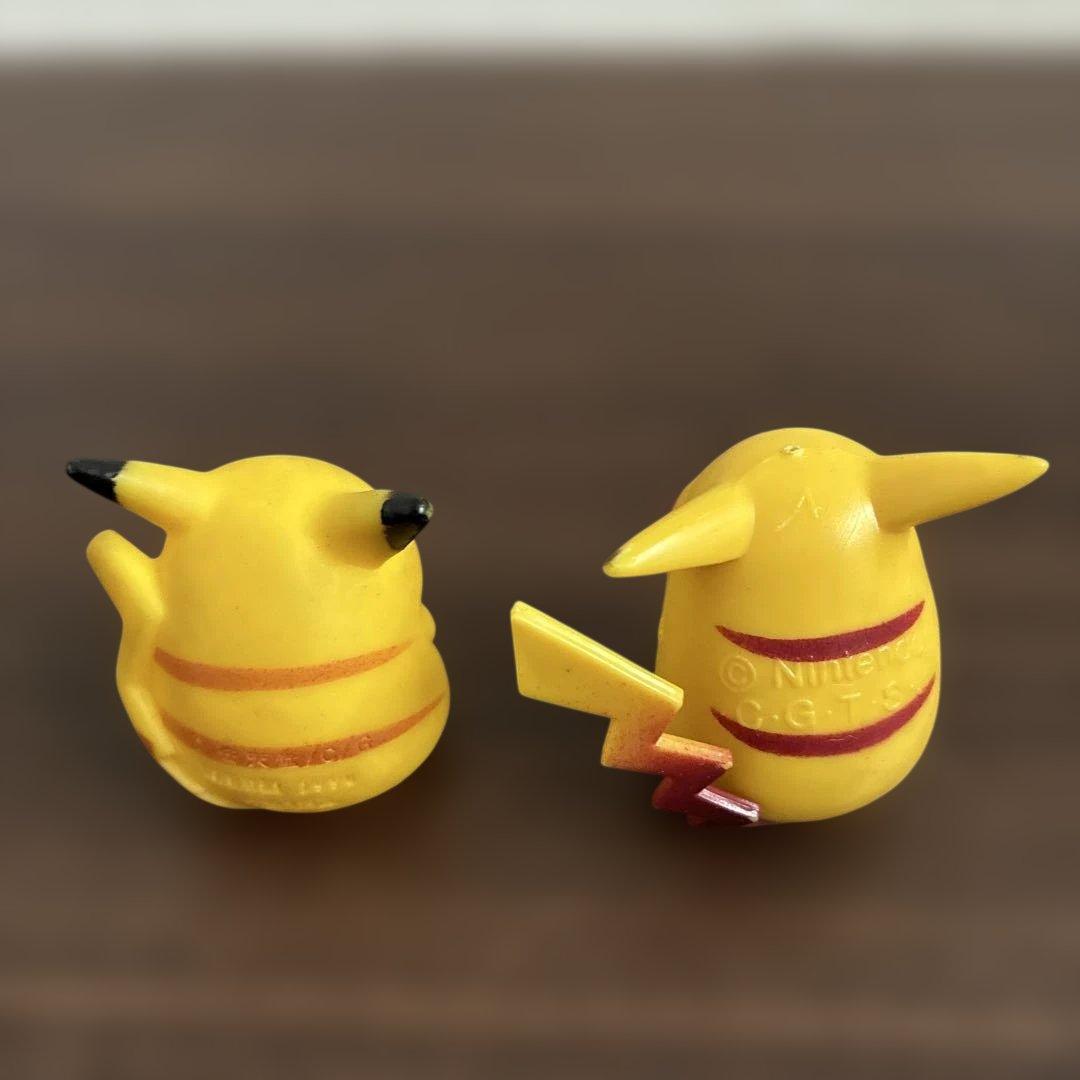 激レア　絶版　初代ピカチュウ フィギュア 2体セット