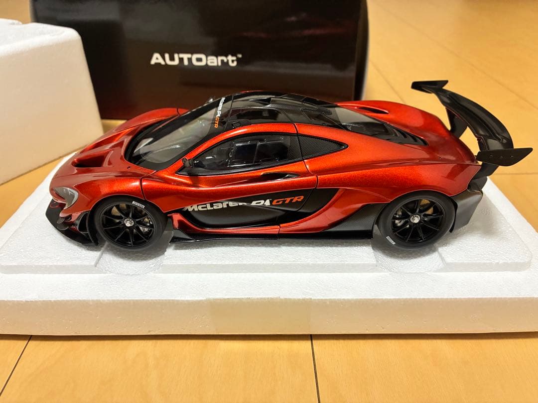 オートアート 1/18 マクラーレンP1GTR VOLCANO ORANGE