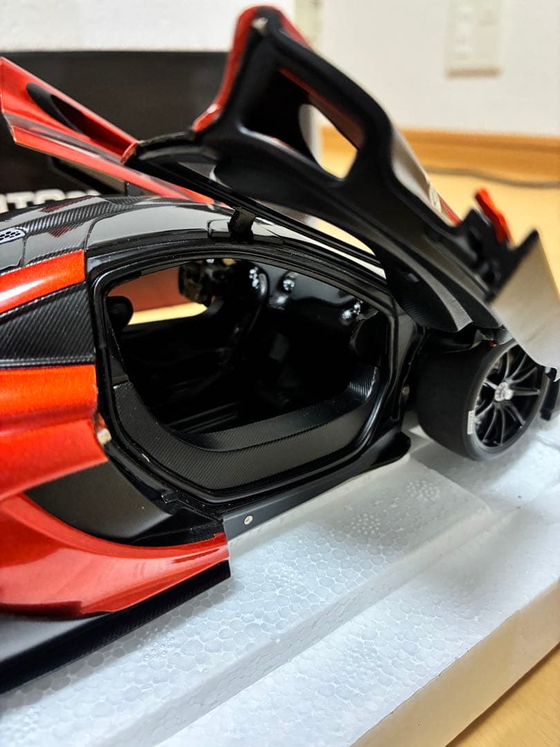 オートアート 1/18 マクラーレンP1GTR VOLCANO ORANGE