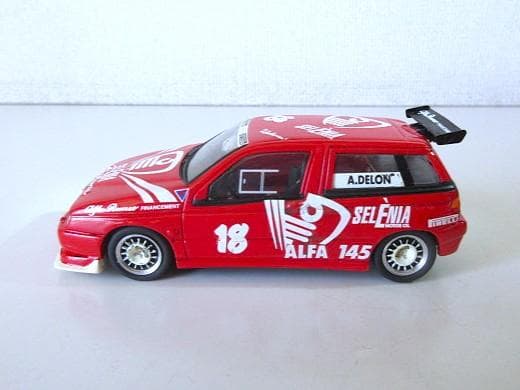 値下 ALEZAN (1/43) アルファロメオ 145 SELENIA