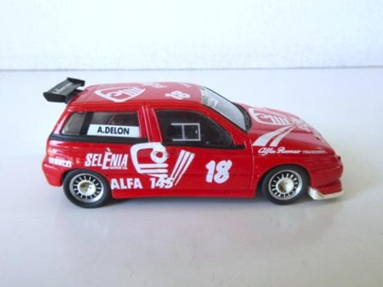 値下 ALEZAN (1/43) アルファロメオ 145 SELENIA