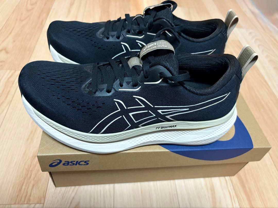 【美品】ASICS GLIDERIDE MAX グライドライドマックス　27cm