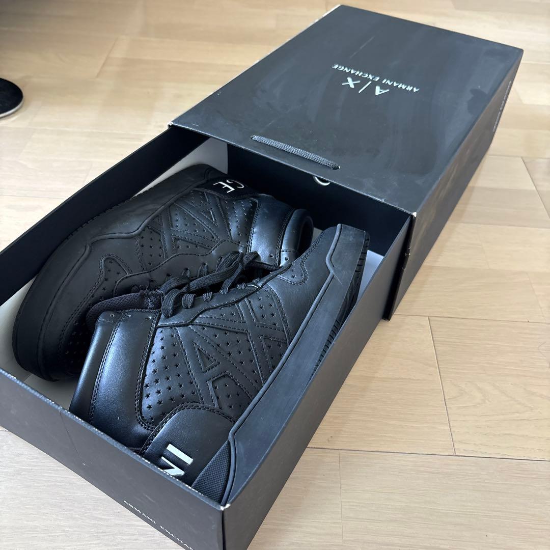 Armani Exchange ブラックハイカットシューズ