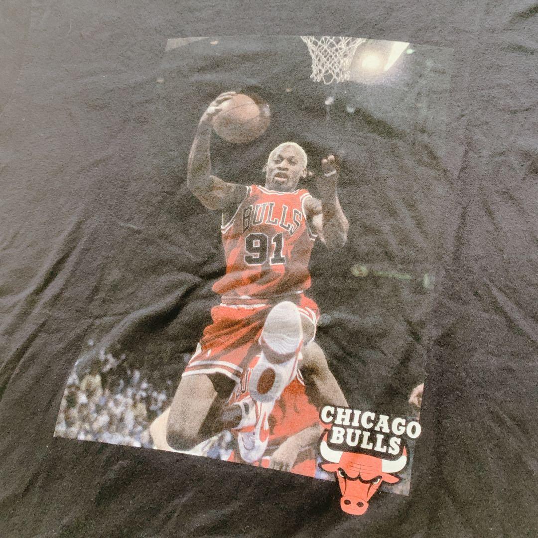 デニス・ロッドマン Tシャツ シカゴ・ブルズ NBAブラックミッチェルアンドネス
