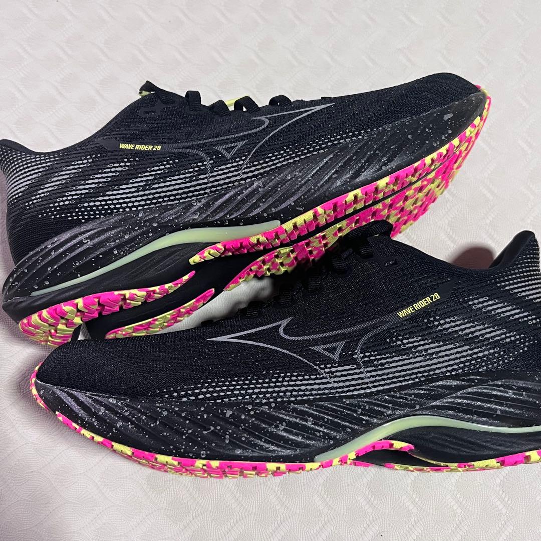 【週末お値下げ】Mizuno ミズノウエーブライダー28 26.0cm