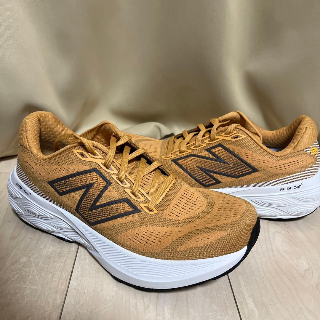New Balance 880 ブラウン ランニングシューズ