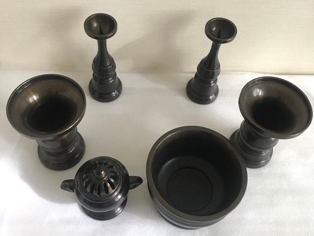 日本製　新品　真鍮製　六具足　4寸　仏具セット　玉香炉　前香炉　花立　火立　香炉