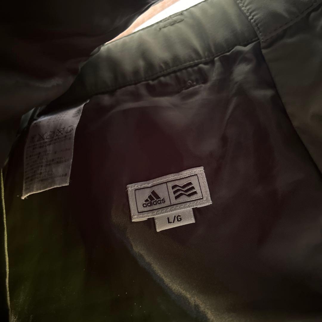 adidas キルティングスカート ホワイト　カーキ