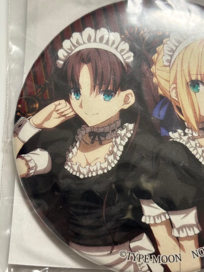 非売品　Fate/stay night メイド缶バッジ　セイバー　遠坂凛