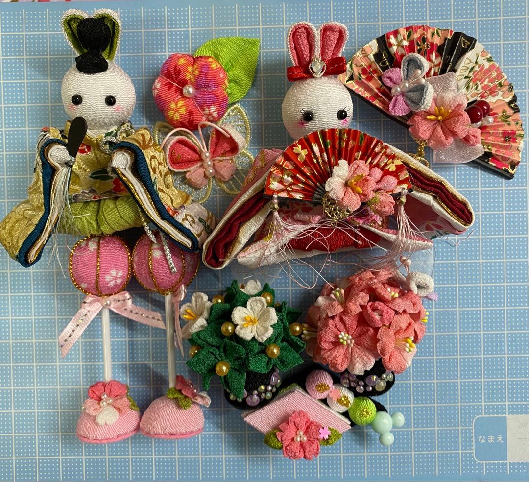 ちりめん細工　つまみ細工　うさぎ雛壇飾り　No.698 ハンドメイド