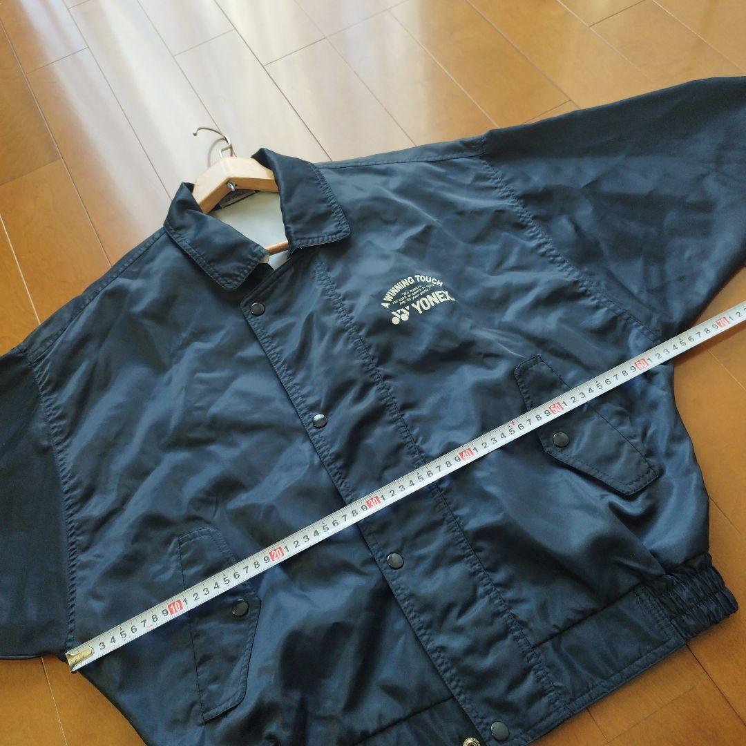 未使用に近い　昔のYONEX　ナイロンジャケット　ネイビー　Lサイズ