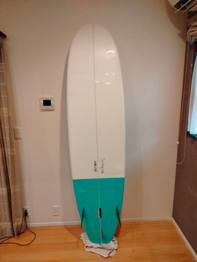 Three Weather アミューズ ファンボード 7'0\"　リーシュコード