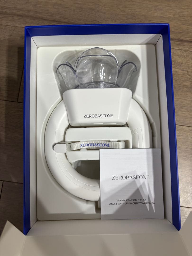 ZEROBASEONE ペンライト トレカ付き