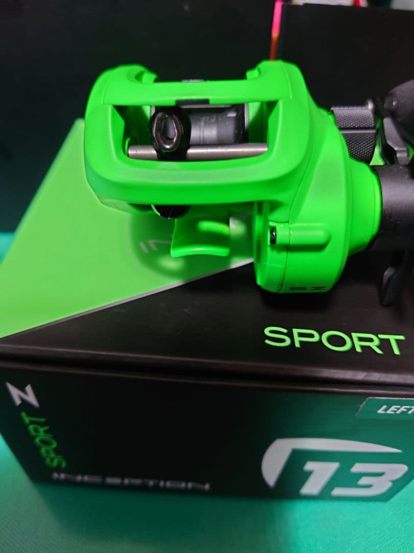 13 FISHING インセプションスポーツ Z 左手用 、