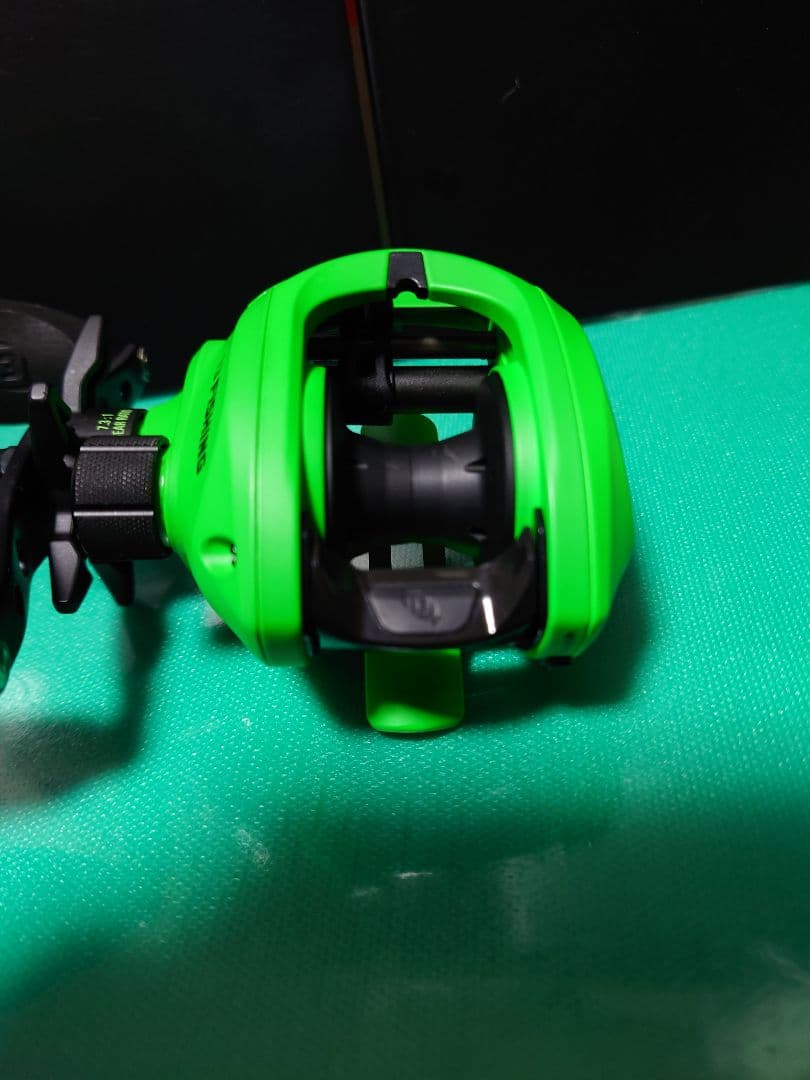 13 FISHING インセプションスポーツ Z 左手用 、