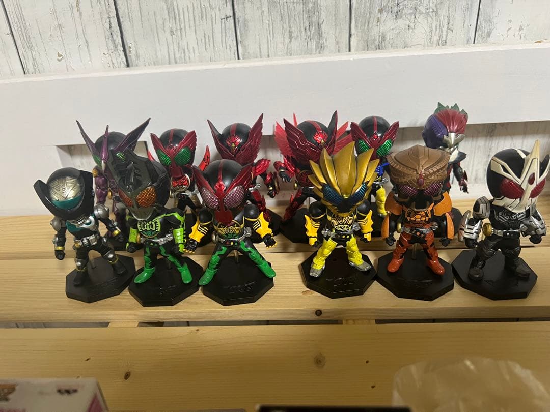 仮面ライダーオーズ　ワールドコレクタブル　デフォルメクス　18体セット