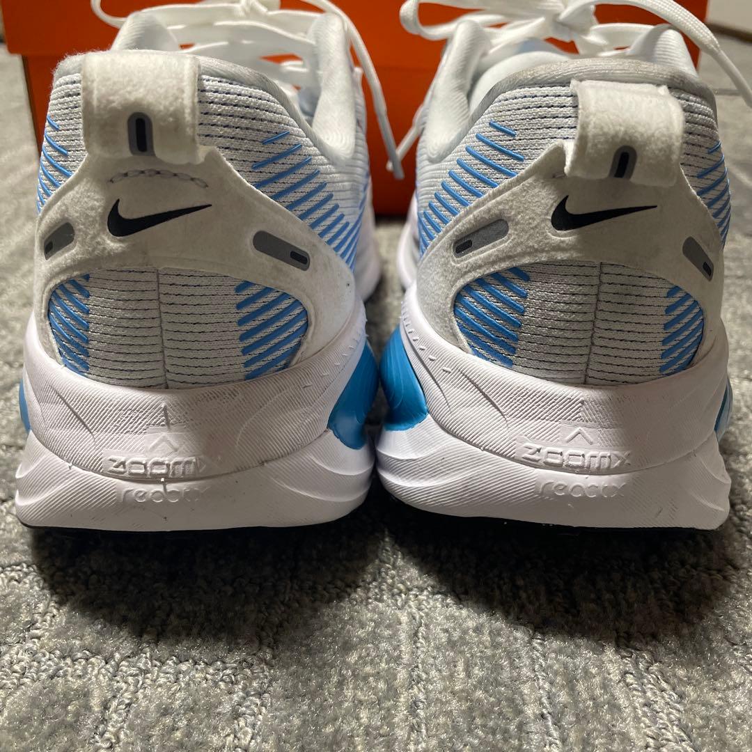 【美品】NIKE ボメロ18 25.0cm ランニングシューズ 箱あり